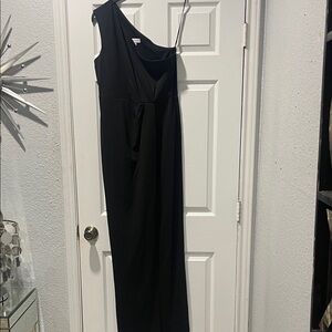Calvin Klein Black One-Shoulder Gown